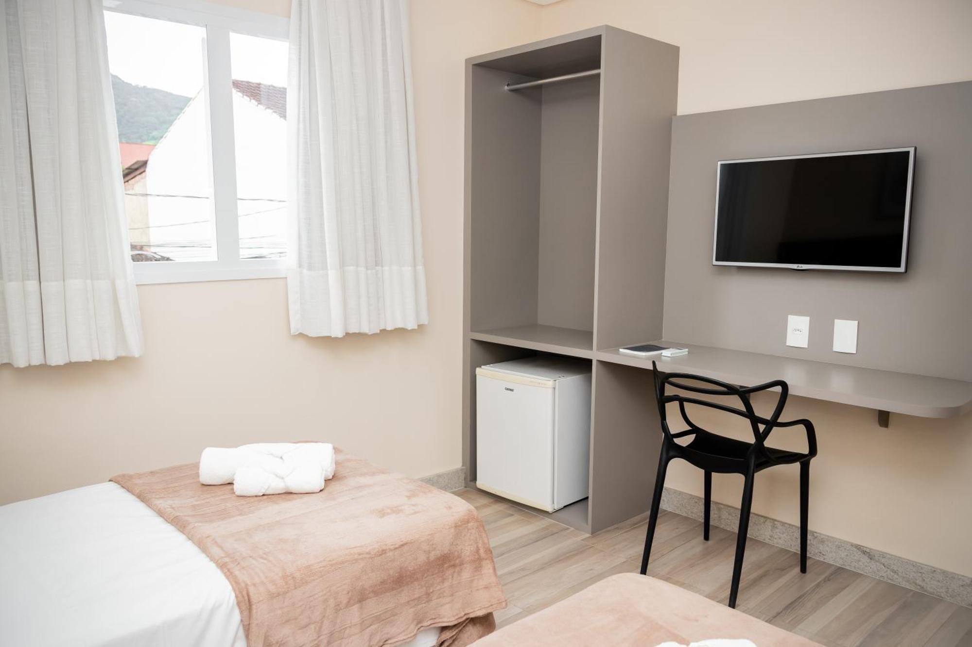 Augusta Hotel Joao Neiva Luaran gambar